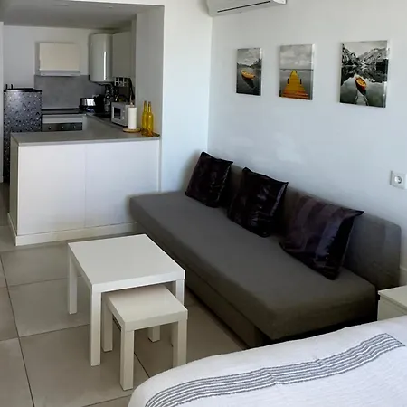 Inviting With Sea View Торремолинос