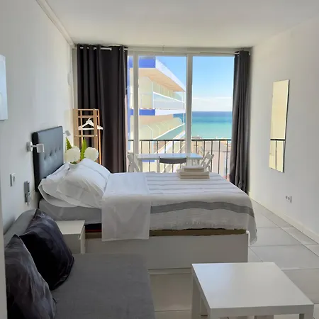 Апартаменты Inviting With Sea View *